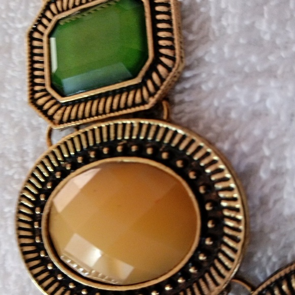 Premier Designs necklace - Picture 5 of 5